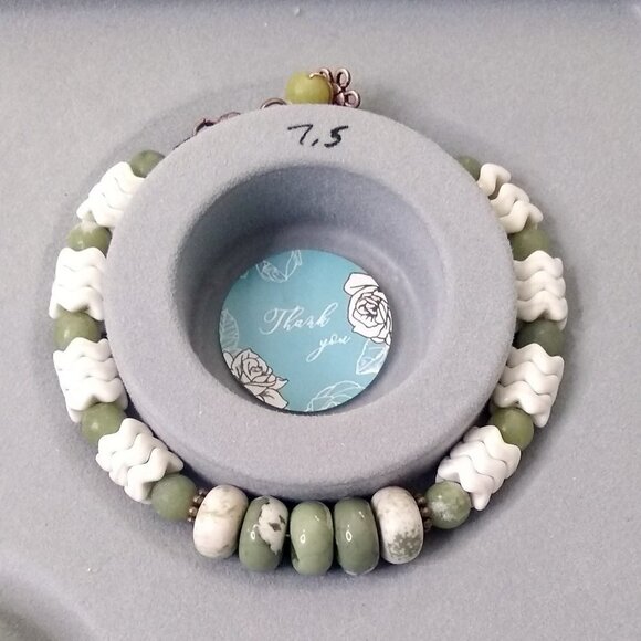 Adjustable Bracelet & Earring SET! Pale Green + Ecru + Copper Beaded Jewelry - Picture 9 of 9